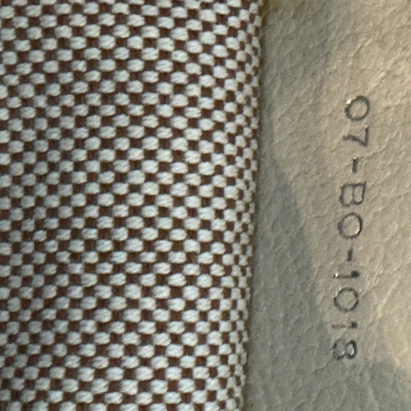 Dior Cream and Silver Tote Bag - Picture 6 of 10